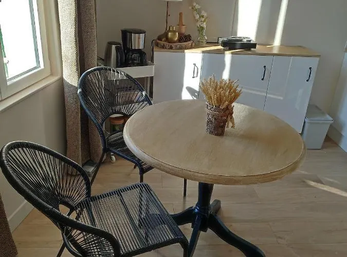 Un Nid D ' * Cabourg